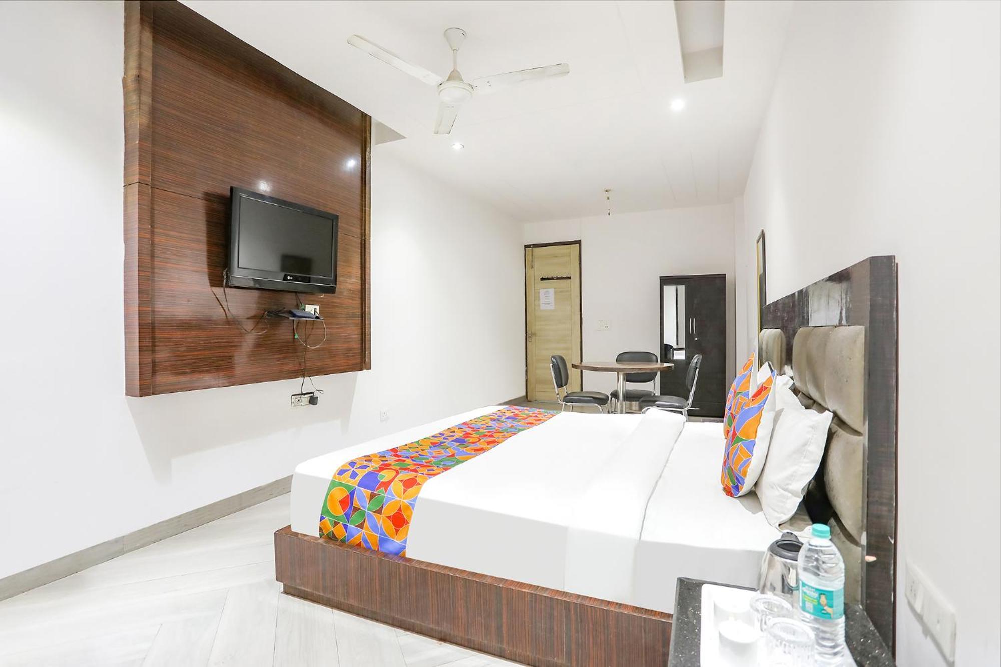 Fabexpress Lotus Palace Nowe Delhi Zewnętrze zdjęcie