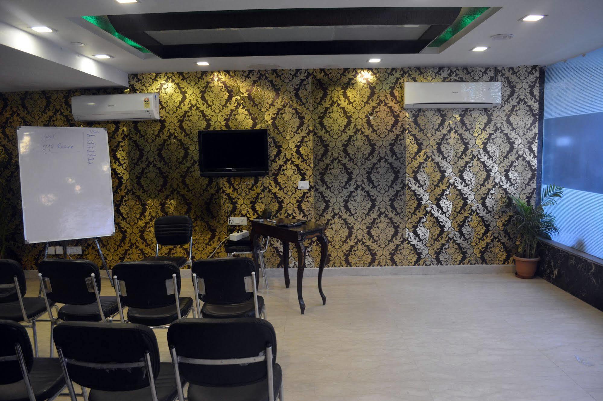 Fabexpress Lotus Palace Nowe Delhi Zewnętrze zdjęcie